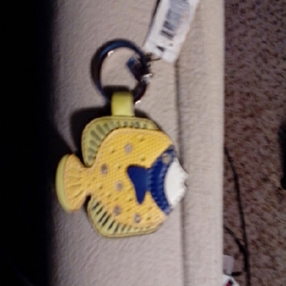 Coach rare yellow fish keychain - Picture 1 of 2
