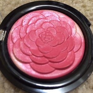 Laura Geller- Baked Gelato Vivid Flower Blush