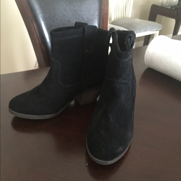 Aldo black ankle boots