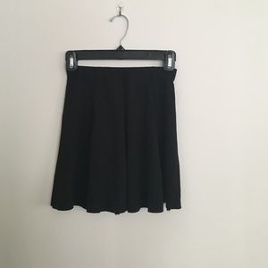 Brandy Melville Black mini skirt