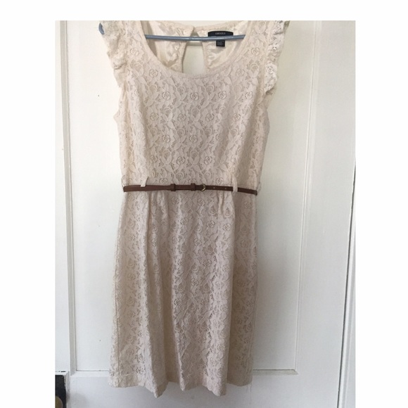White/cream lace dress