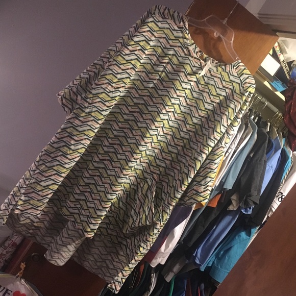 Melissa McCarthy tunic