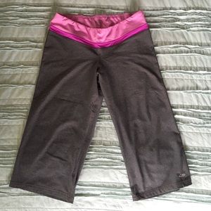 Champion Workout Caprils