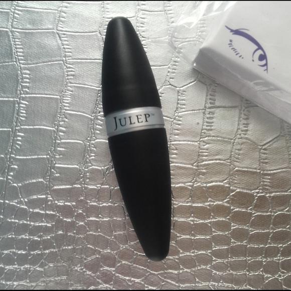 GEL EYE GLIDER SHARPENER BY, JULEP