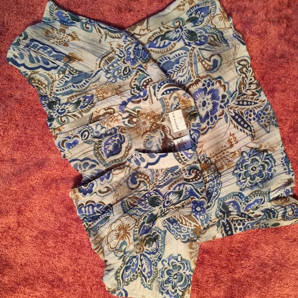 Kim Rogers Blouse - Picture 3 of 4