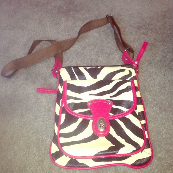 SUPER CUTE OVERSHOULDER PURSE PINK TRIM