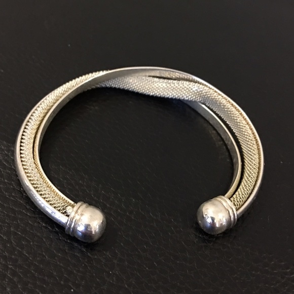 Jewelry - Lovely cuff bracelet marked 925, 27.4g