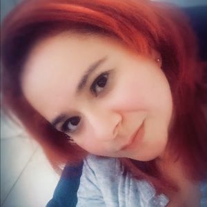 Meet your Posher, Ana