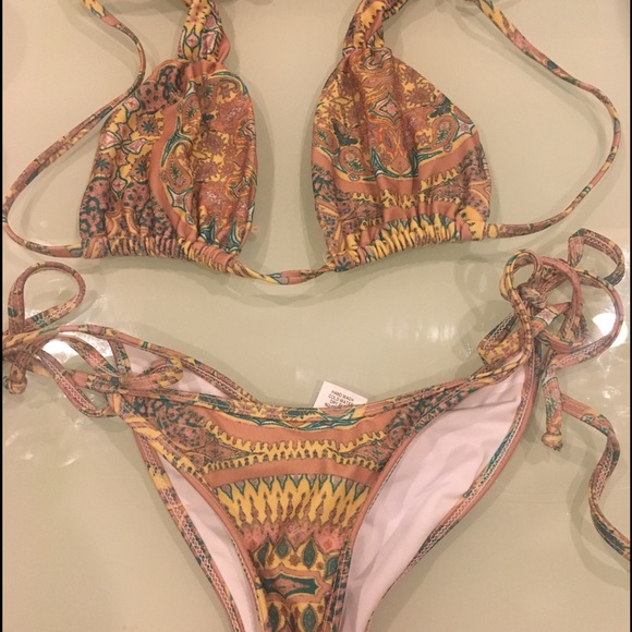 Beach riot bikini L