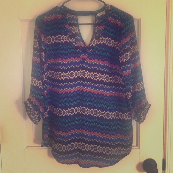 Fun patterned blouse!