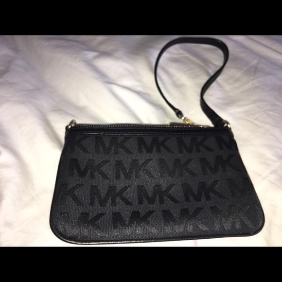 Rare Michael Kors Wristlet!