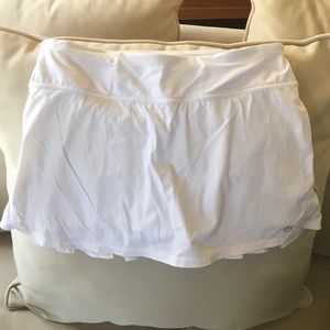 White lululemon skirt. Size 4