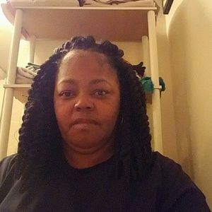 Meet your Posher, Annette