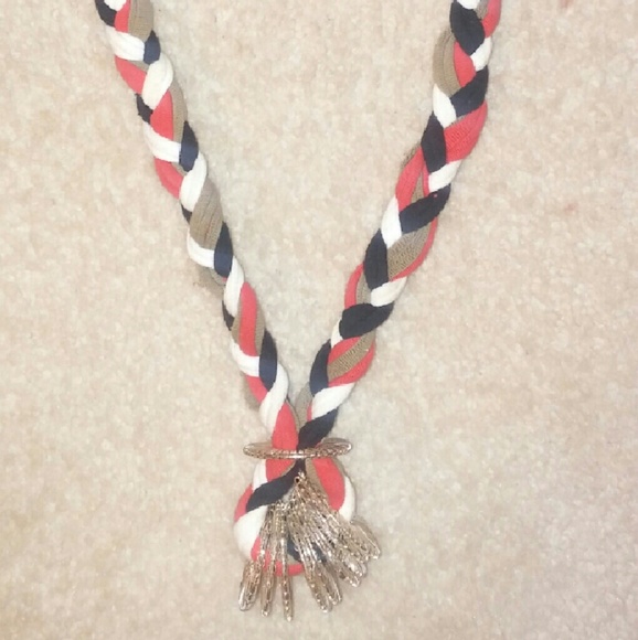 Braided adjustable necklace