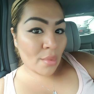 Meet your Posher, Johana