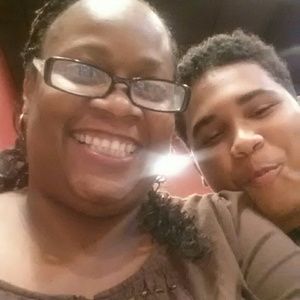 Meet your Posher, Veronica