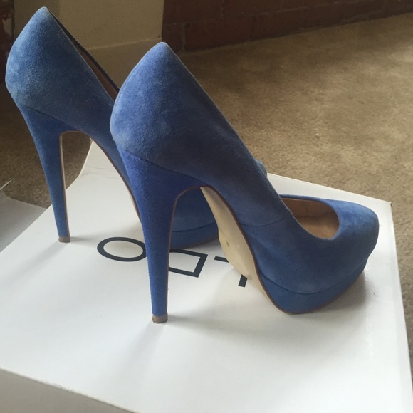Aldo Baby Blue Suede Platform Heels