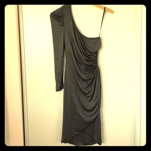 Bebe Kardashians 1-arm dress