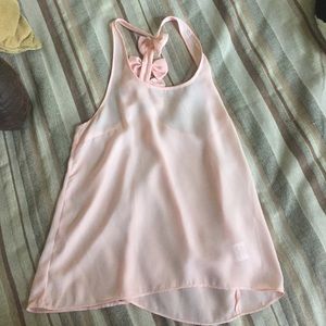 Pink bow tank