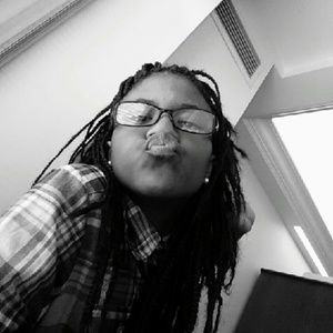 Meet your Posher, Sariah