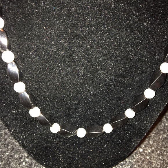 Hematite Necklace - Picture 2 of 3