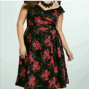 Torrid dress size 18