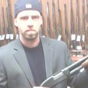 Meet your Posher, Clive