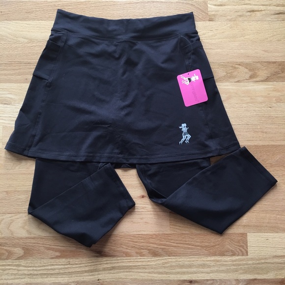 NWT Capri RunningSkirt🏃🏽‍♀️Resolution Wear