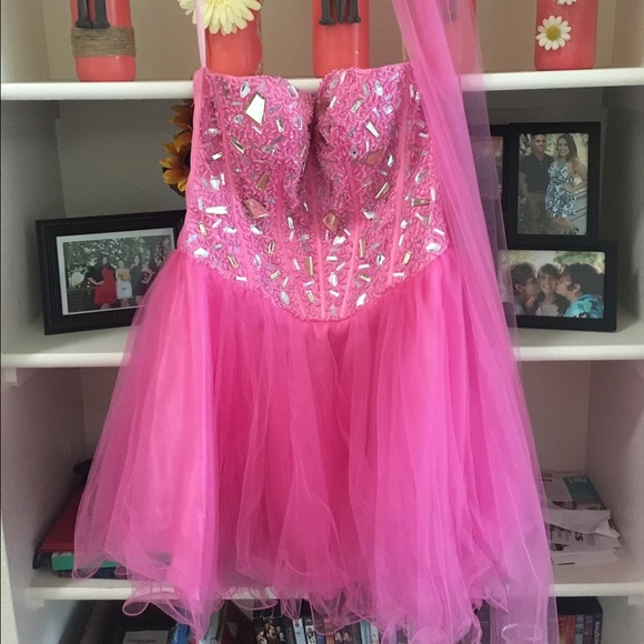 Hot pink homecoming dress - Picture 1 of 2