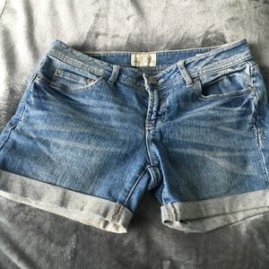 Aeropostale Chelsea boot cut jean shorts