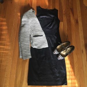 SALE NWOT 00/XXS Black sateen sheath dress