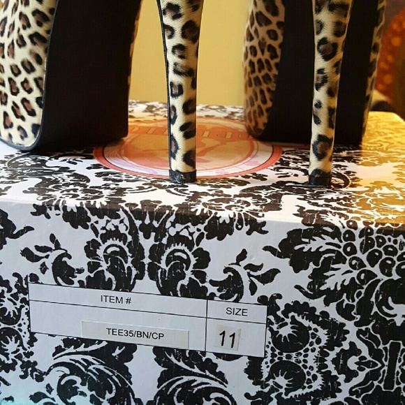 Bordello pleaser platform heels