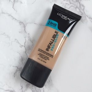 L'Oreal Infallible Pro Glow Foundation in Beige