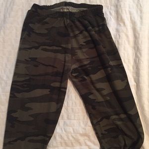 Camo leggings
