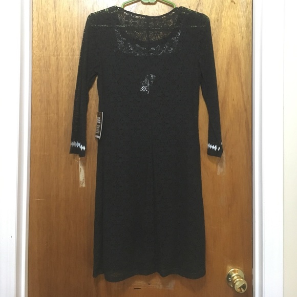 Black Dress with White Embroidery - Picture 3 of 4
