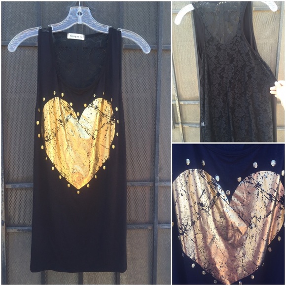 💛Lace back tank top with a Gold heart💛