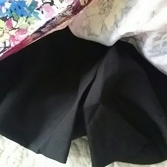 Floral skort - Picture 3 of 4