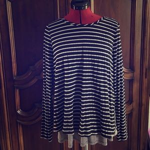 Long sleeve layered top