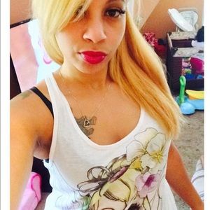 Meet your Posher, Shanequa