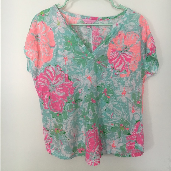 XS Lilly Pulitzer Tee