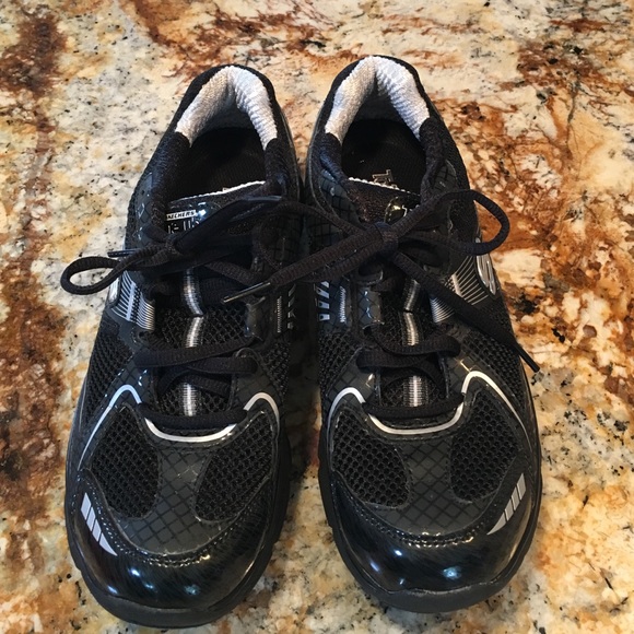 NEW Tone Up Fitness Skechers I black mesh
