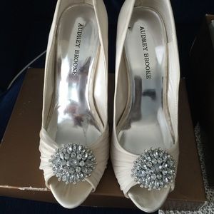 Size 10 Audrey Brooke White Ivory wedding heels