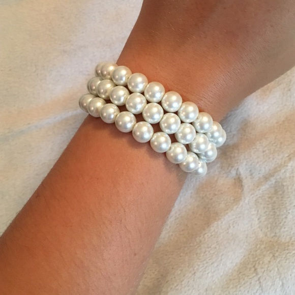 3 Peal Bracelets