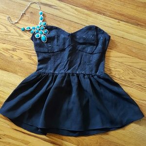 H&m black peplum strapless top sz 4
