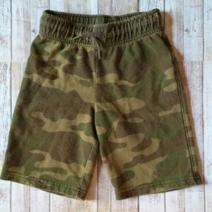 Boys camo short