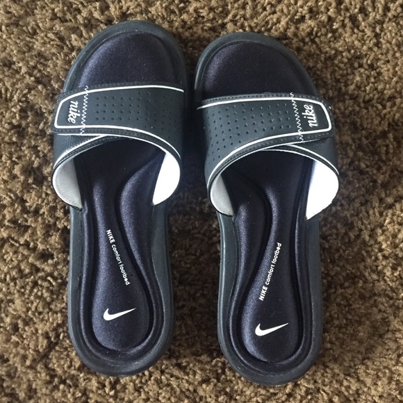 Very Comfy Nike Slides