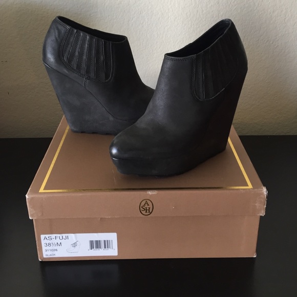 Ash- black ankle booties.