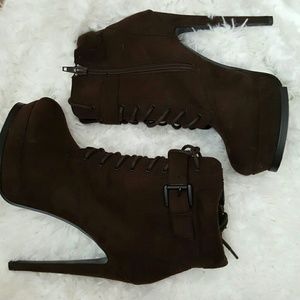 New f21 boots