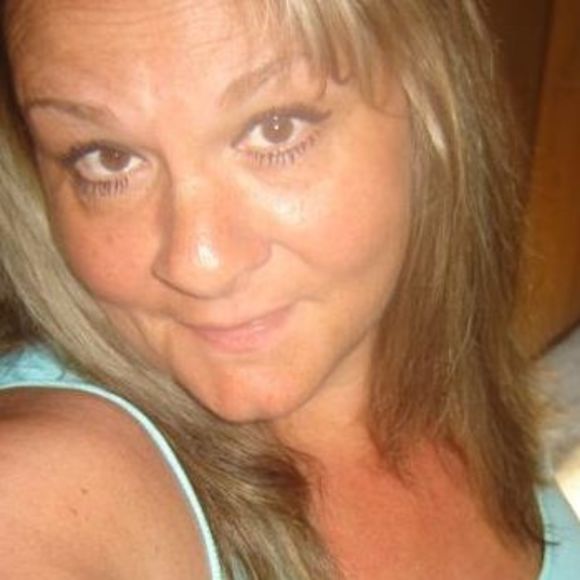 Meet your Posher, Claire