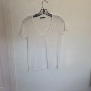 White v neck t shirt